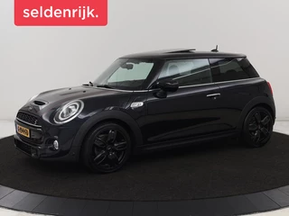 Mini Cooper S 2.0 60 Years | Panoramadak | Stoelverwarming |  Leder | Head-Up | Park Assist | Carplay | Navigatie | Keyless | Full LED | Harman/Kardon | Climate control | Cruise control