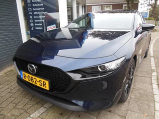 Hoofdafbeelding Mazda 3 Mazda 3 2.0 e-SkyActiv-G M Hybrid 150 Sportive 12 maanden Bovag garantie automaat navi/carplay/android
