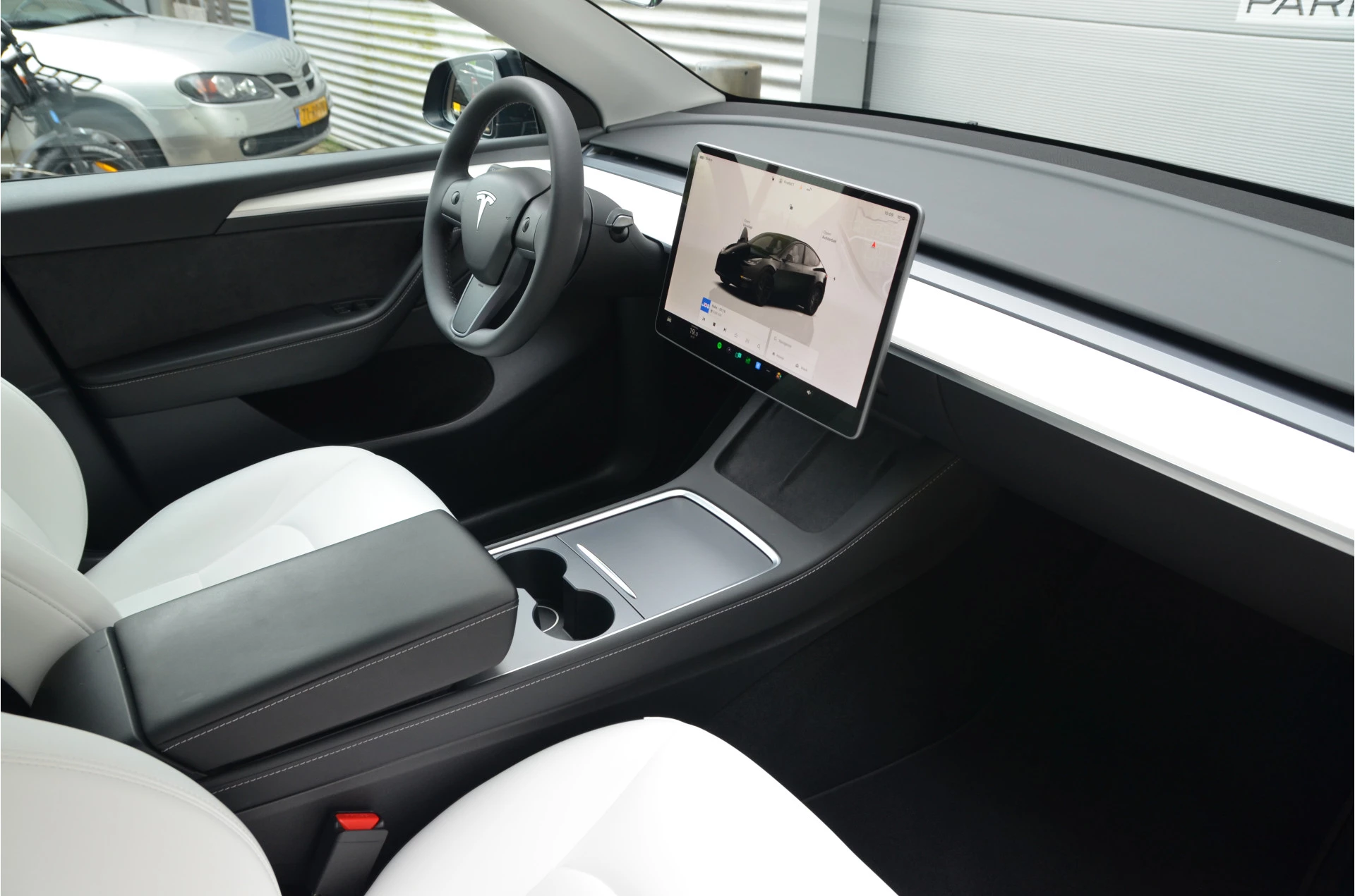Hoofdafbeelding Tesla Model Y
