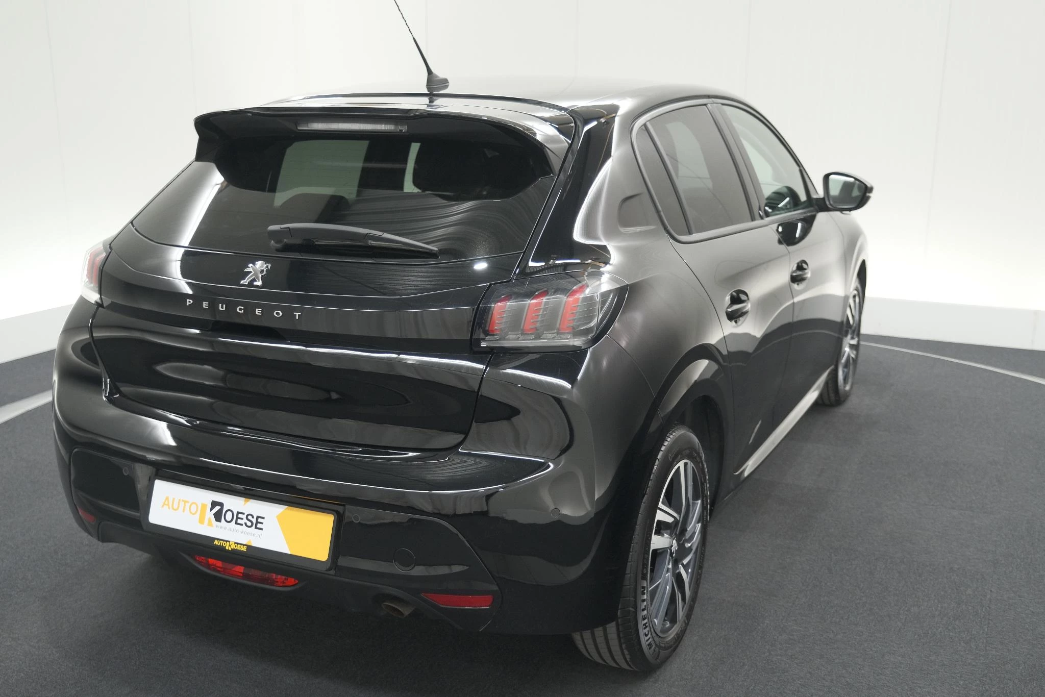 Hoofdafbeelding Peugeot 208