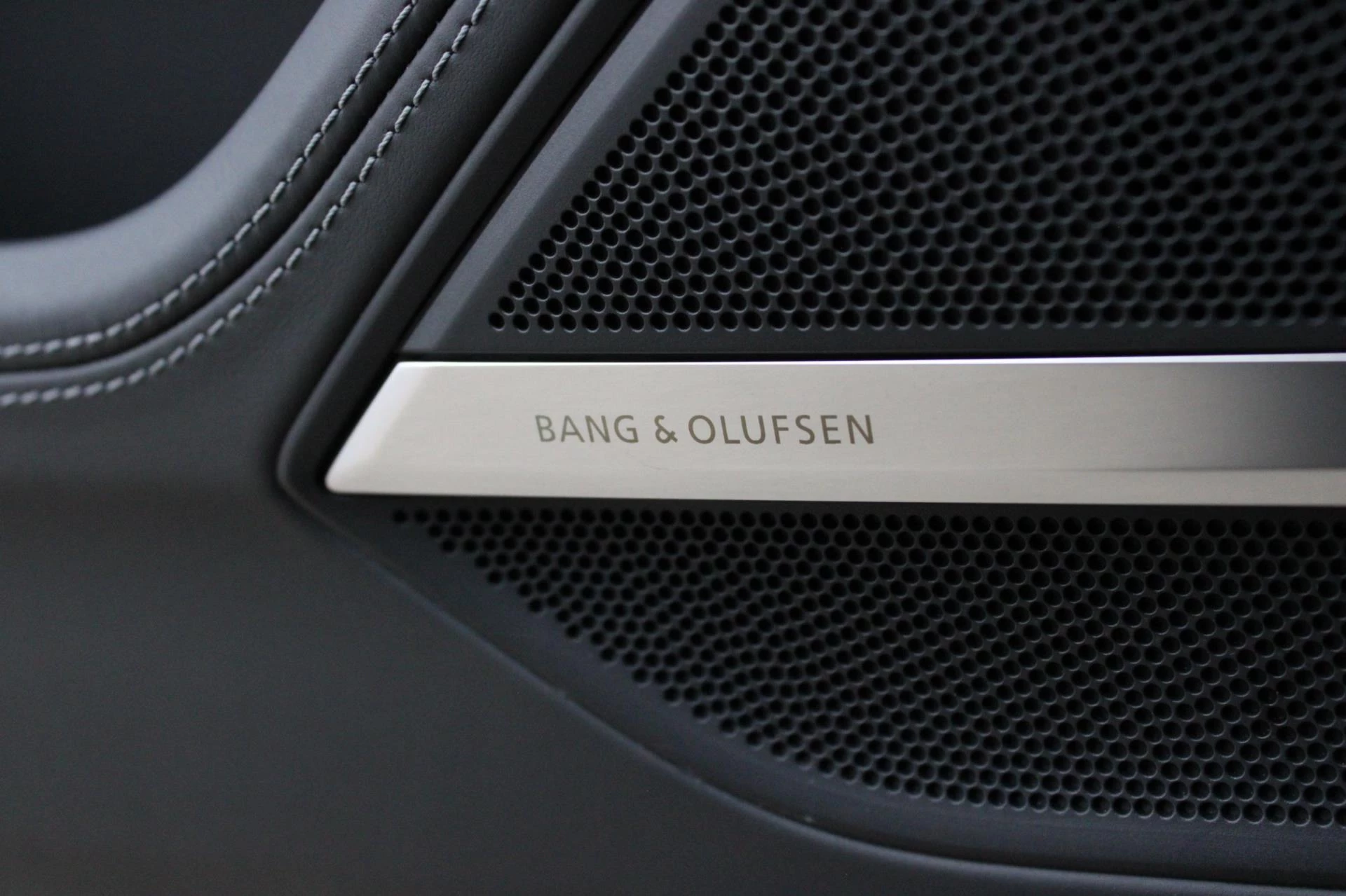 Hoofdafbeelding Audi A8