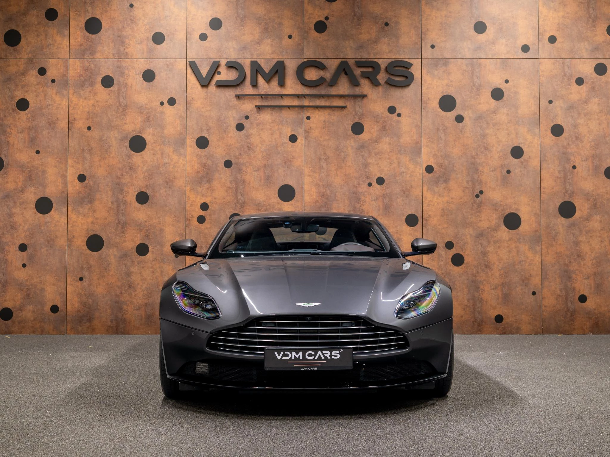 Hoofdafbeelding Aston Martin DB11