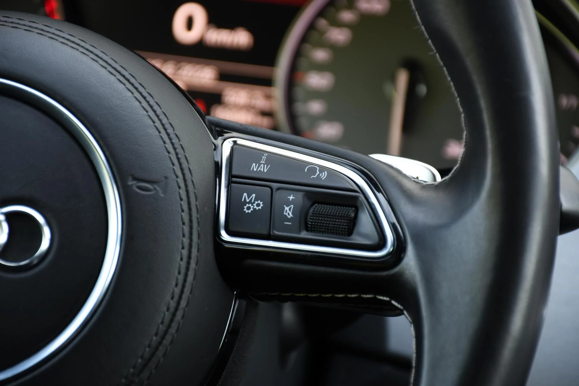 Hoofdafbeelding Audi S8