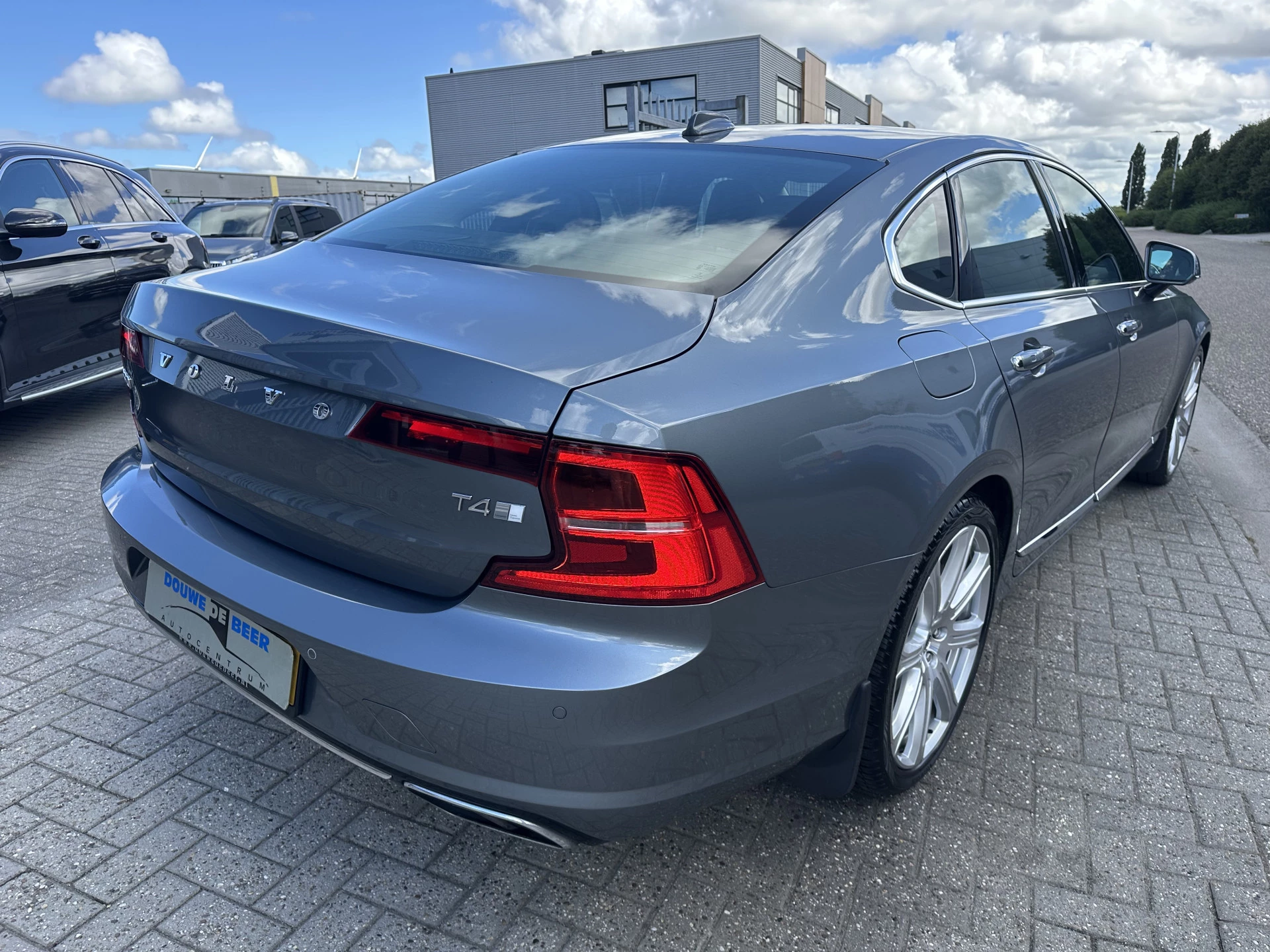 Hoofdafbeelding Volvo S90