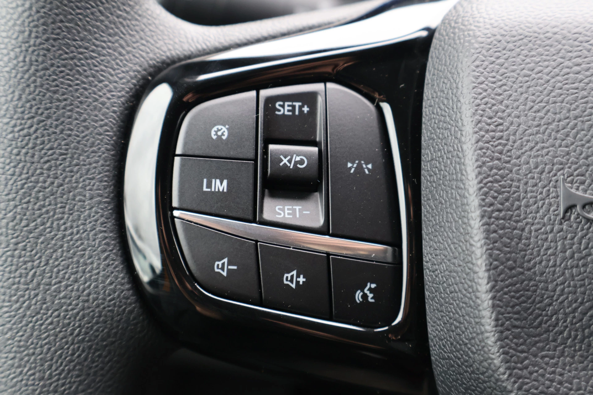 Hoofdafbeelding Ford E-Transit Custom