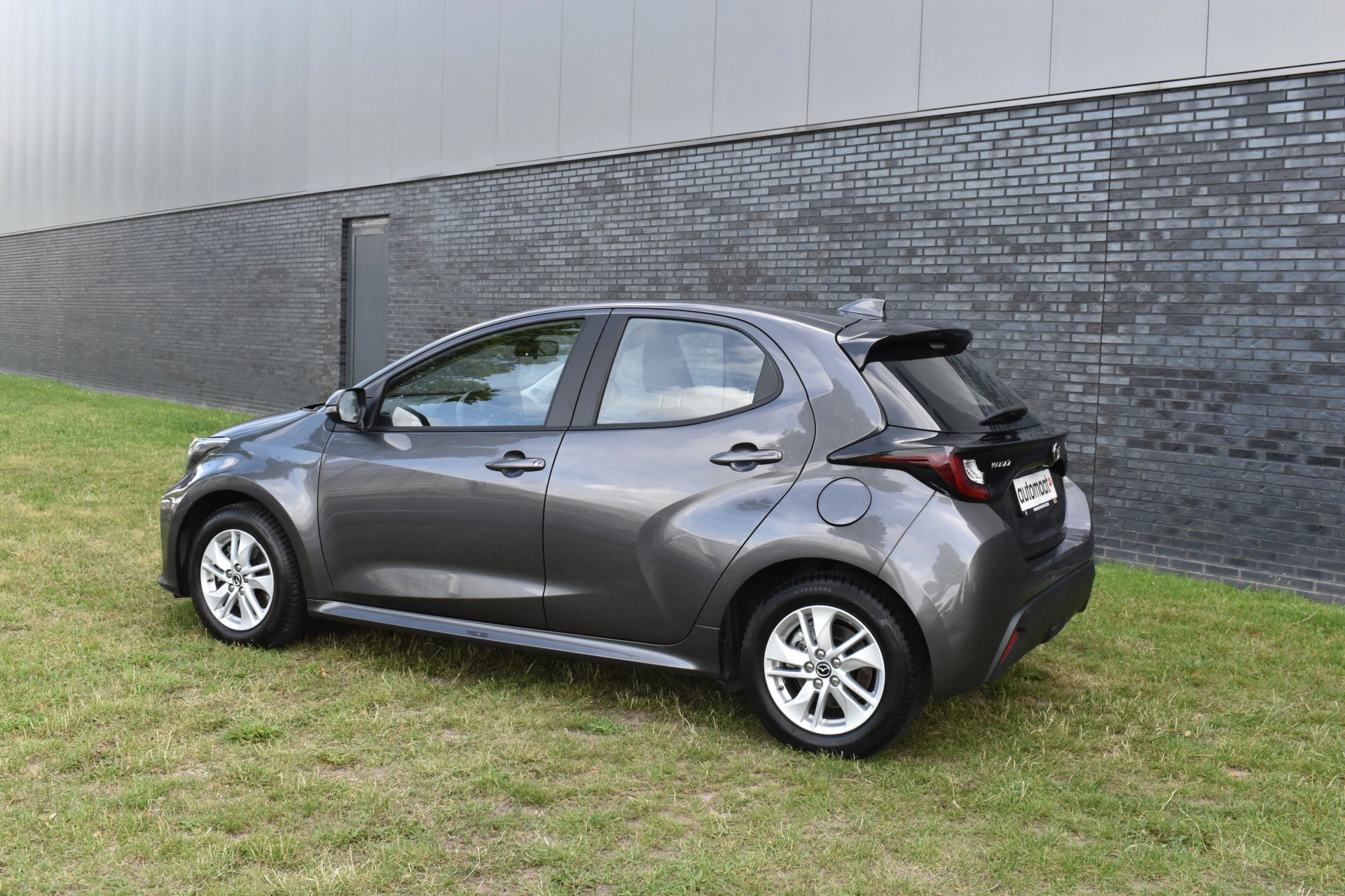 Hoofdafbeelding Mazda 2 Hybrid