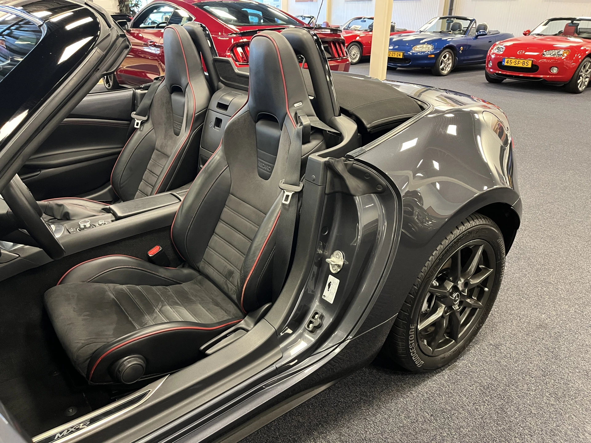 Hoofdafbeelding Mazda MX-5