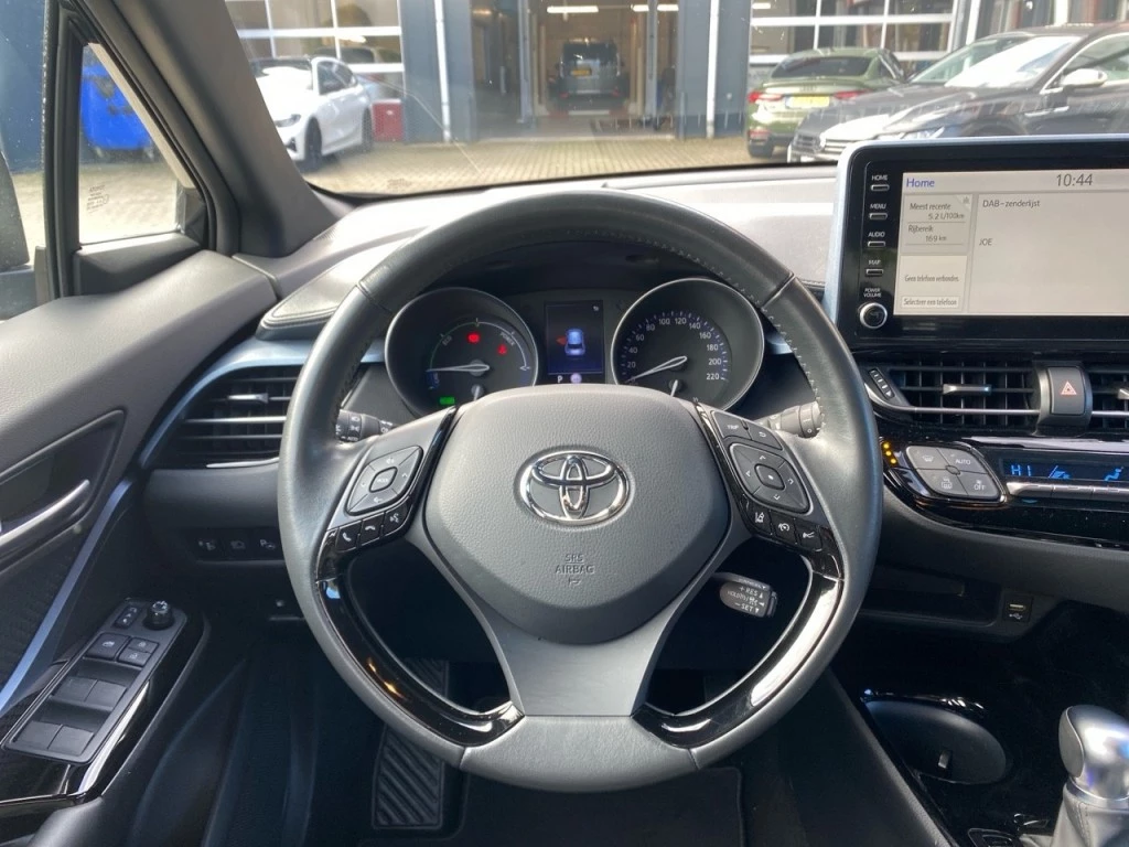 Hoofdafbeelding Toyota C-HR