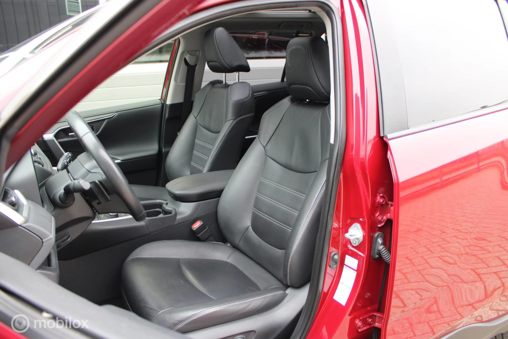 Hoofdafbeelding Toyota RAV4