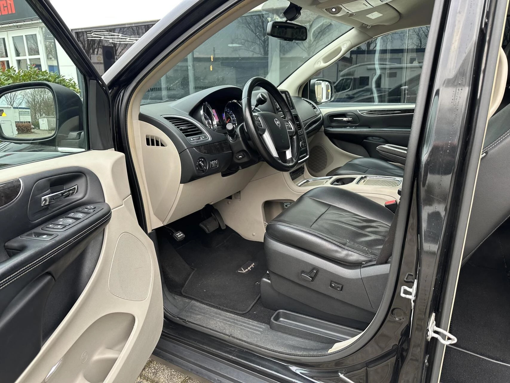 Hoofdafbeelding Lancia Voyager