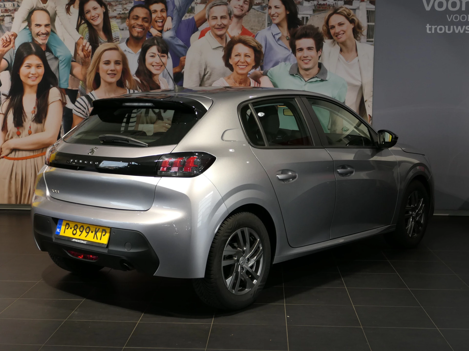 Hoofdafbeelding Peugeot 208