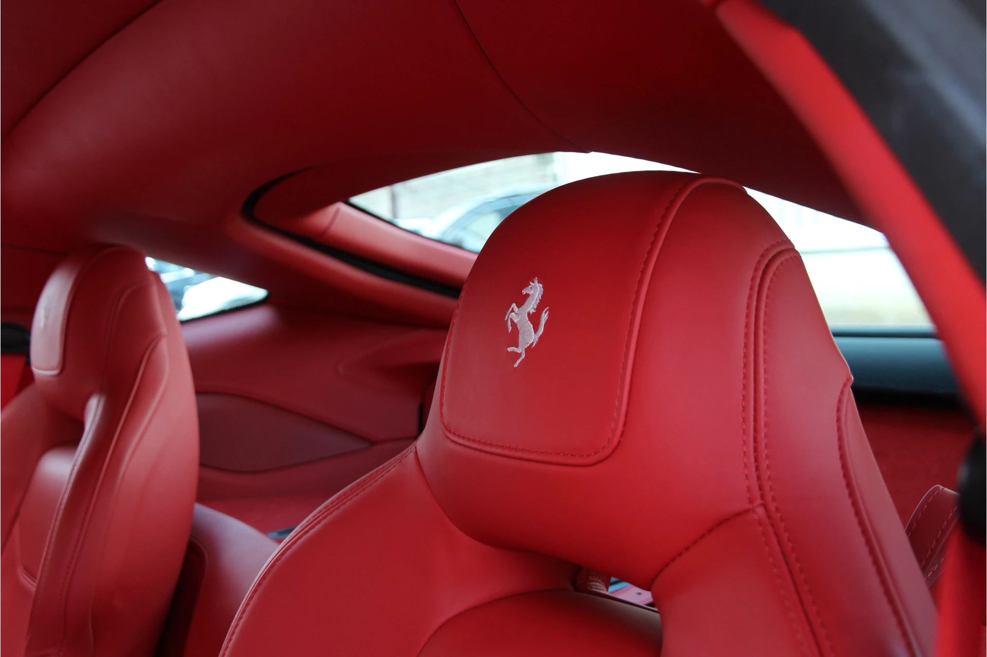 Hoofdafbeelding Ferrari F12