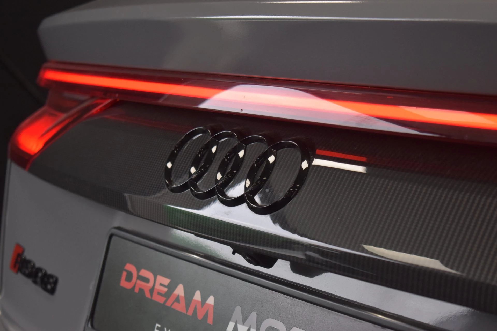 Hoofdafbeelding Audi RSQ8