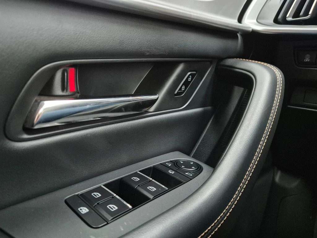 Hoofdafbeelding Mazda CX-60