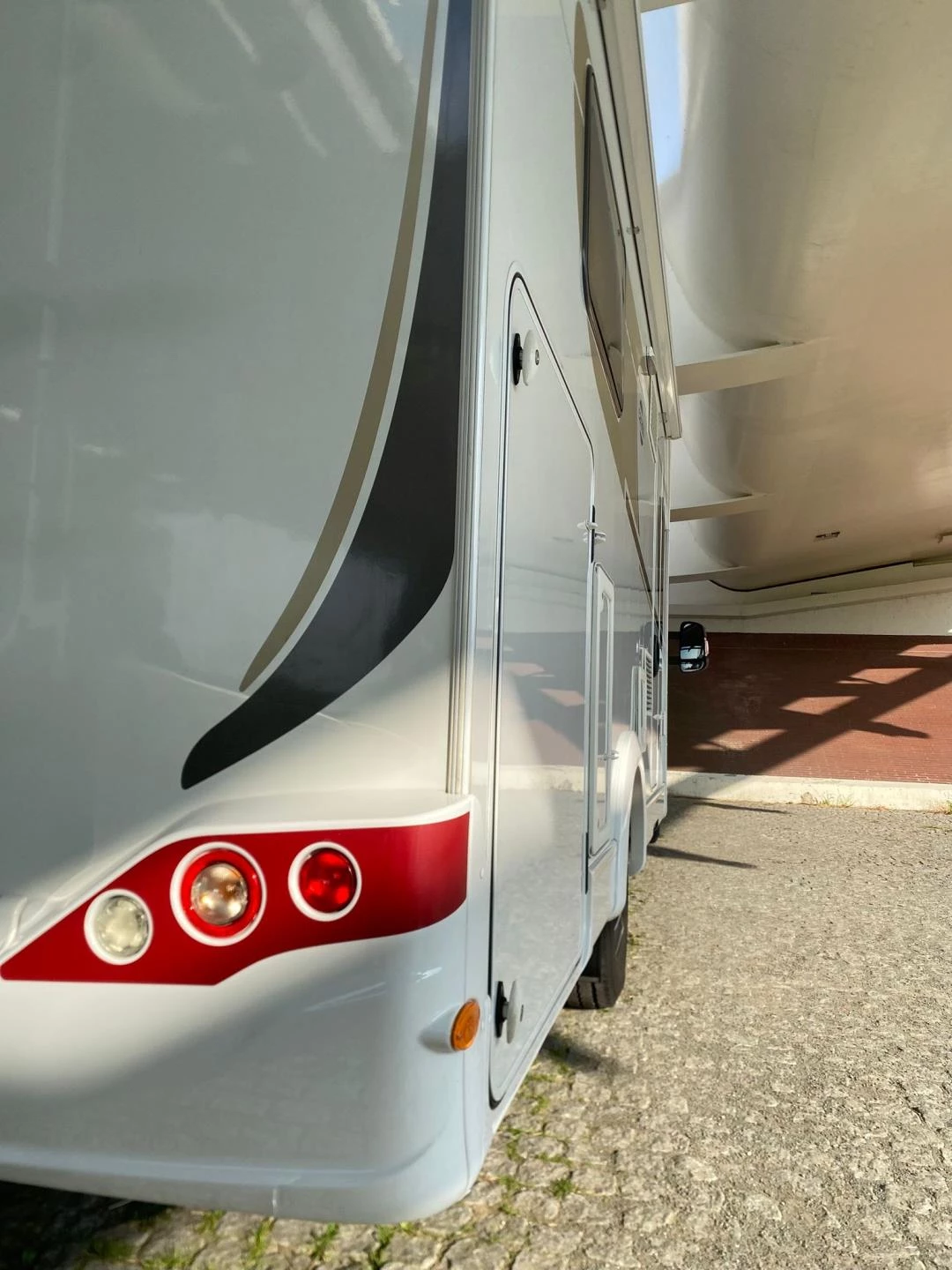 Hoofdafbeelding Carado T447