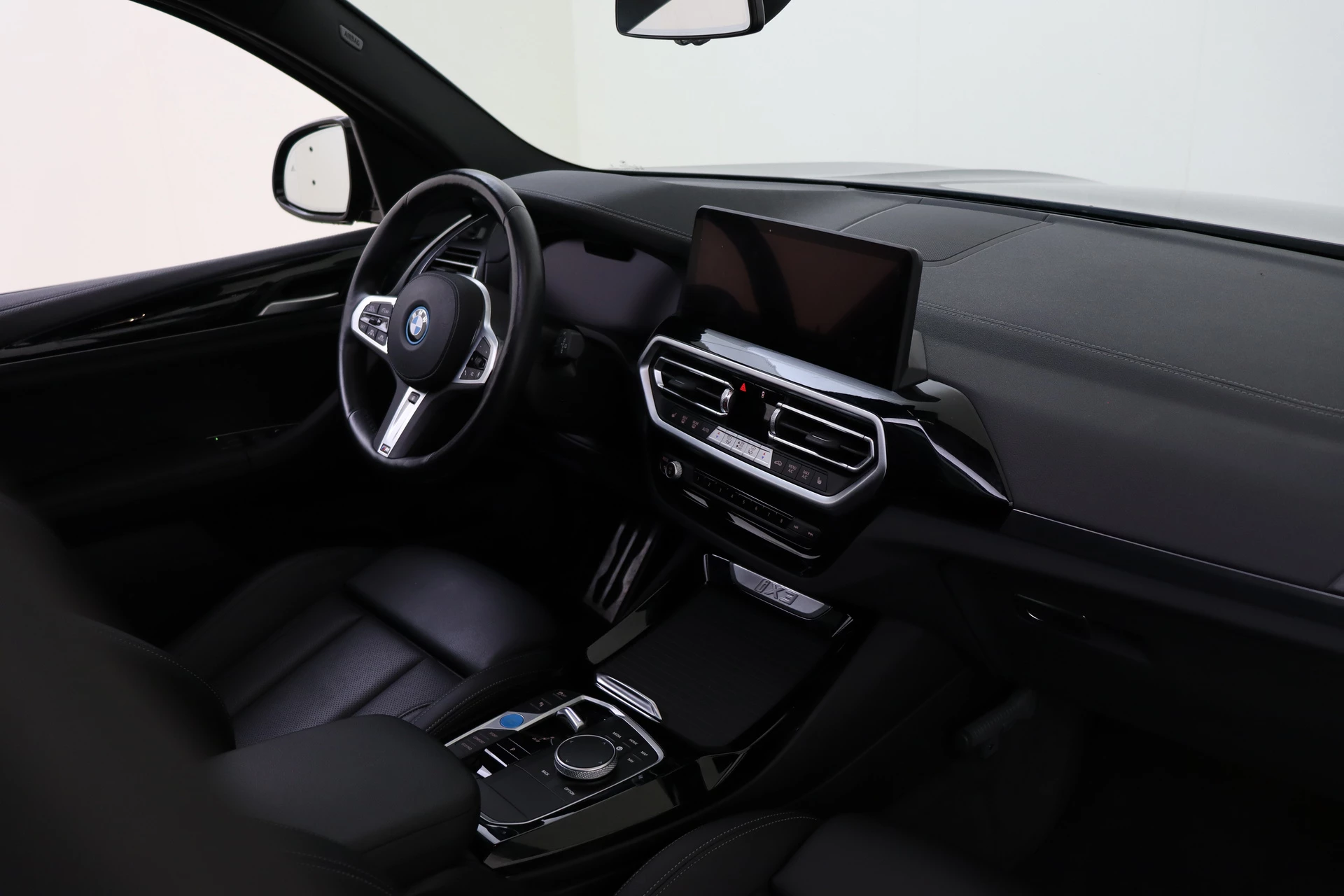 Hoofdafbeelding BMW iX3