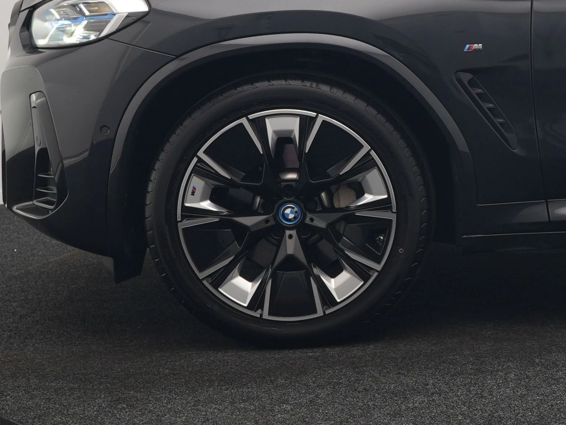 Hoofdafbeelding BMW iX3