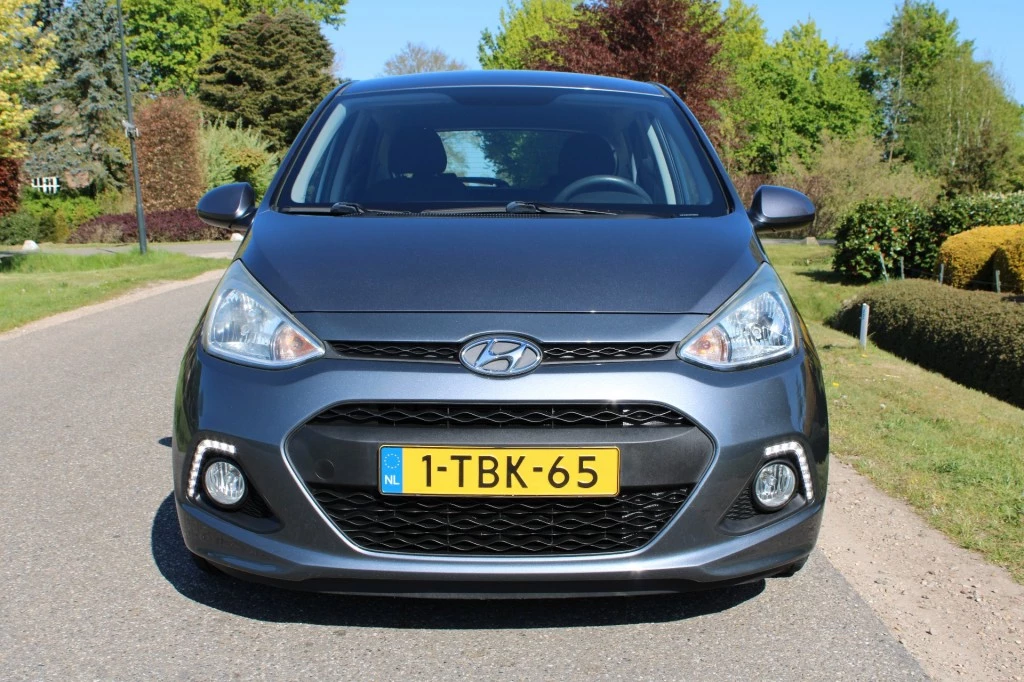 Hoofdafbeelding Hyundai i10