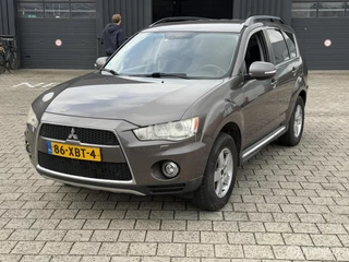 Hoofdafbeelding Mitsubishi Outlander Mitsubishi Outlander 2.2 D * MOTOR PROBLEM / EXPORTPRIJS