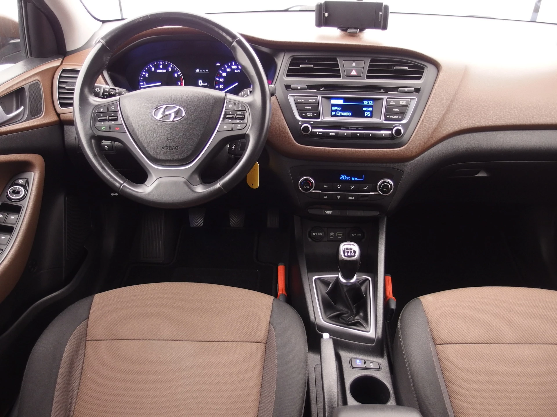 Hoofdafbeelding Hyundai i20