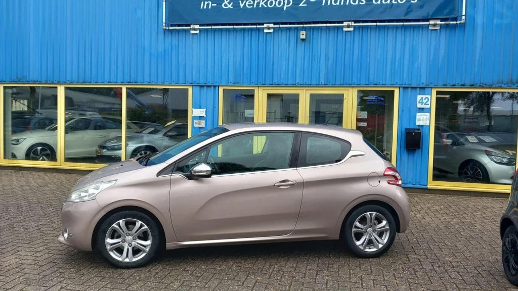 Hoofdafbeelding Peugeot 208