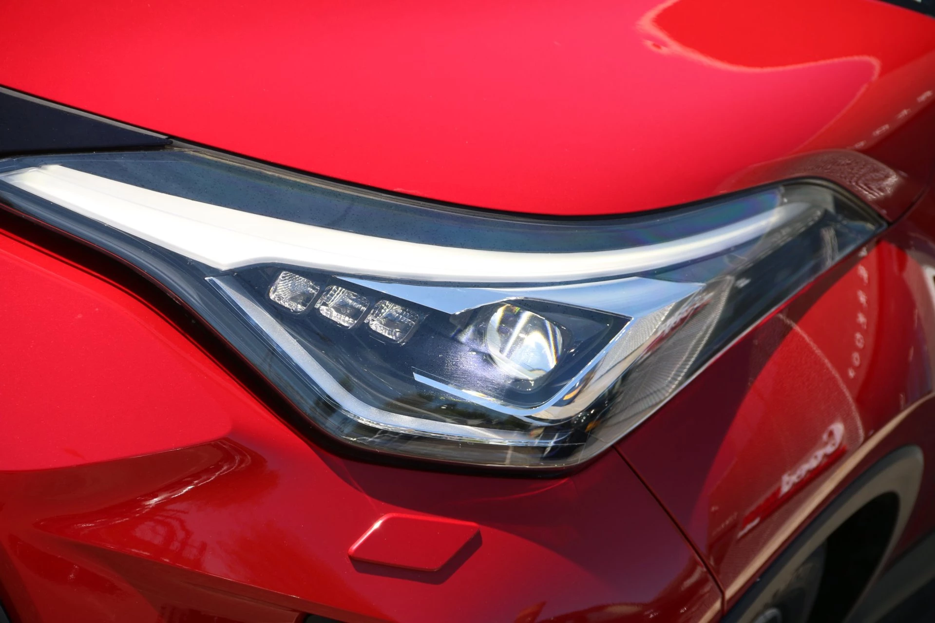 Hoofdafbeelding Toyota C-HR
