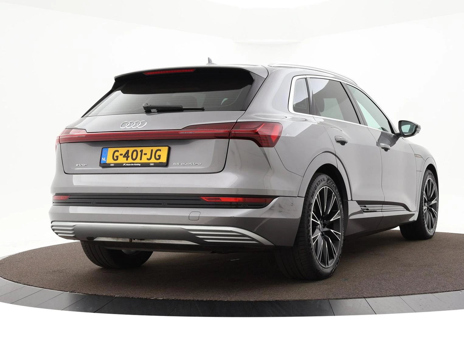 Hoofdafbeelding Audi e-tron