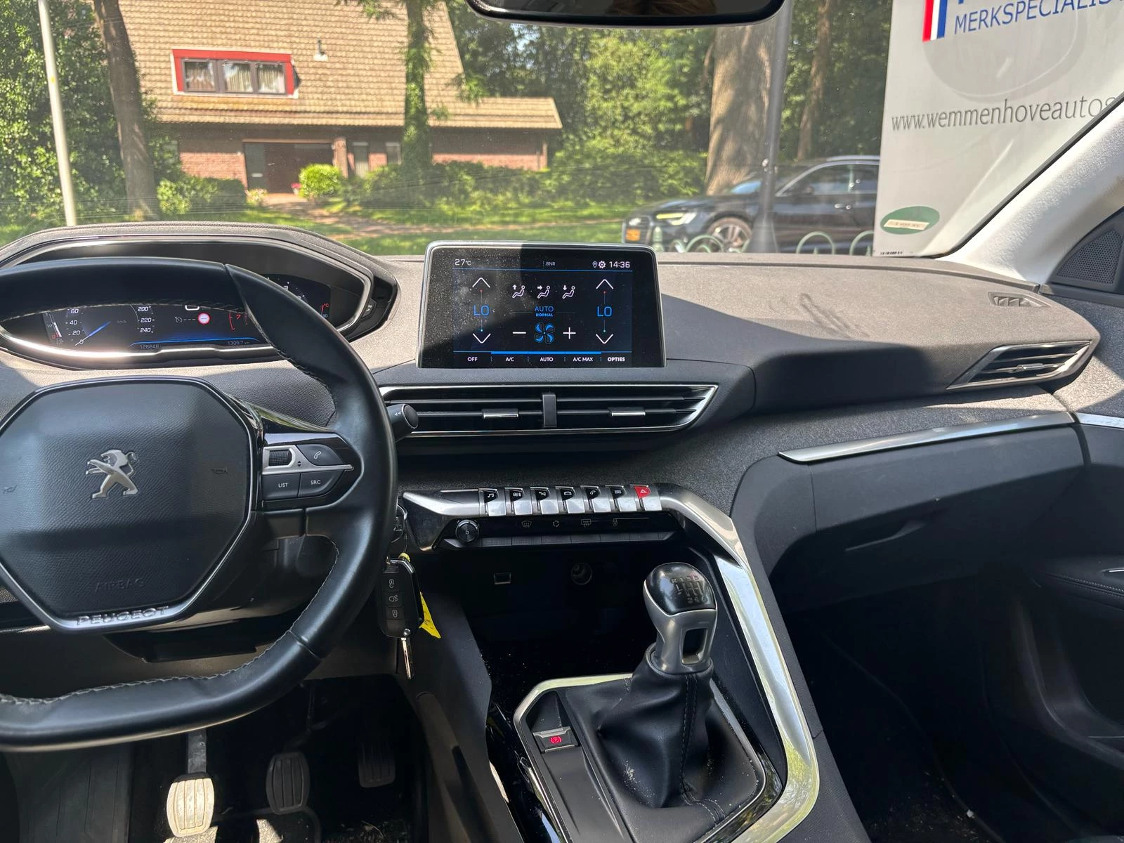 Hoofdafbeelding Peugeot 5008