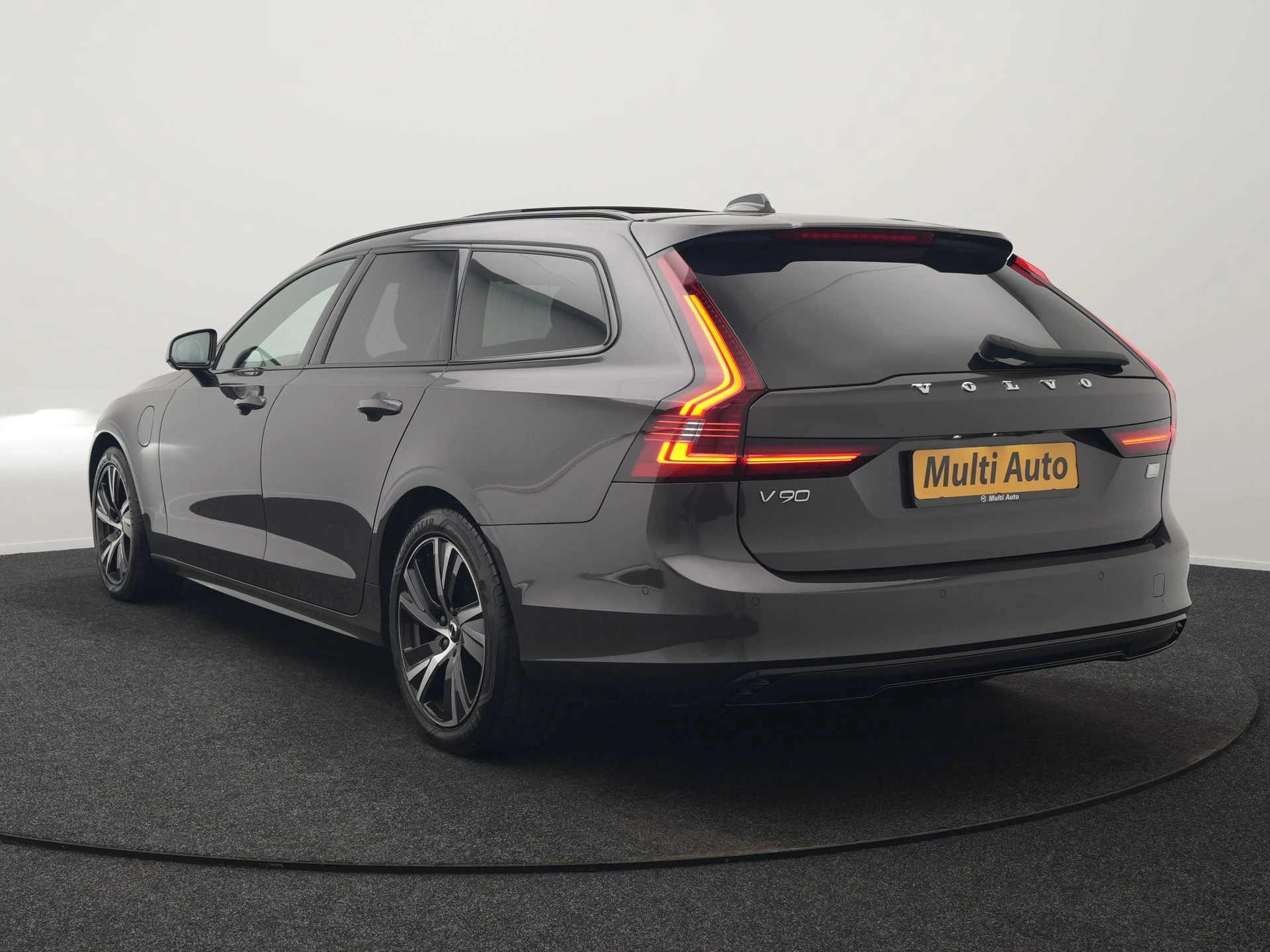 Hoofdafbeelding Volvo V90