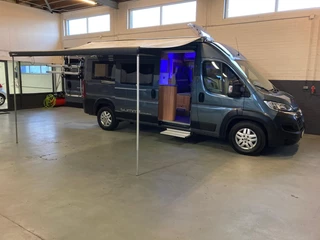 Pössl Summit 600 Plus H-Line | 163 PK | 2018 | 47.500 km | Zeer compleet