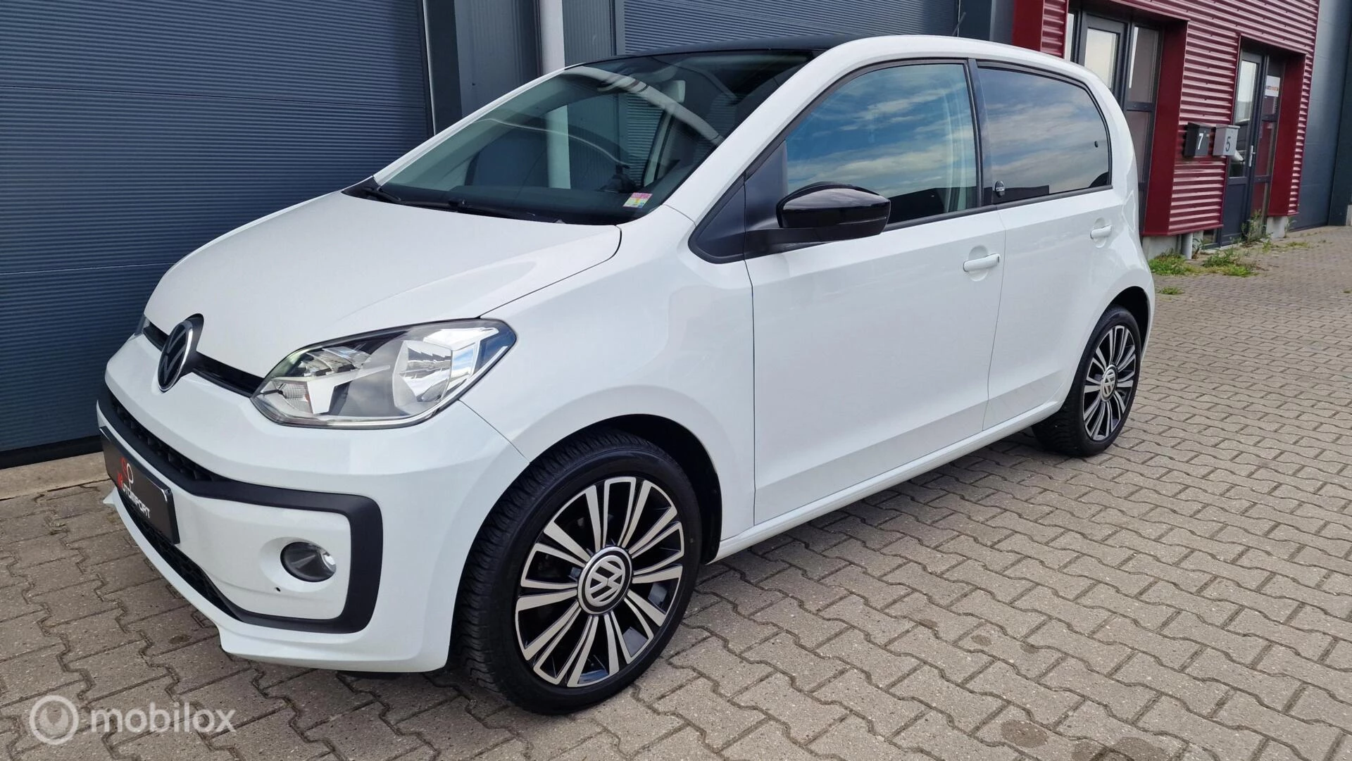 Hoofdafbeelding Volkswagen up!