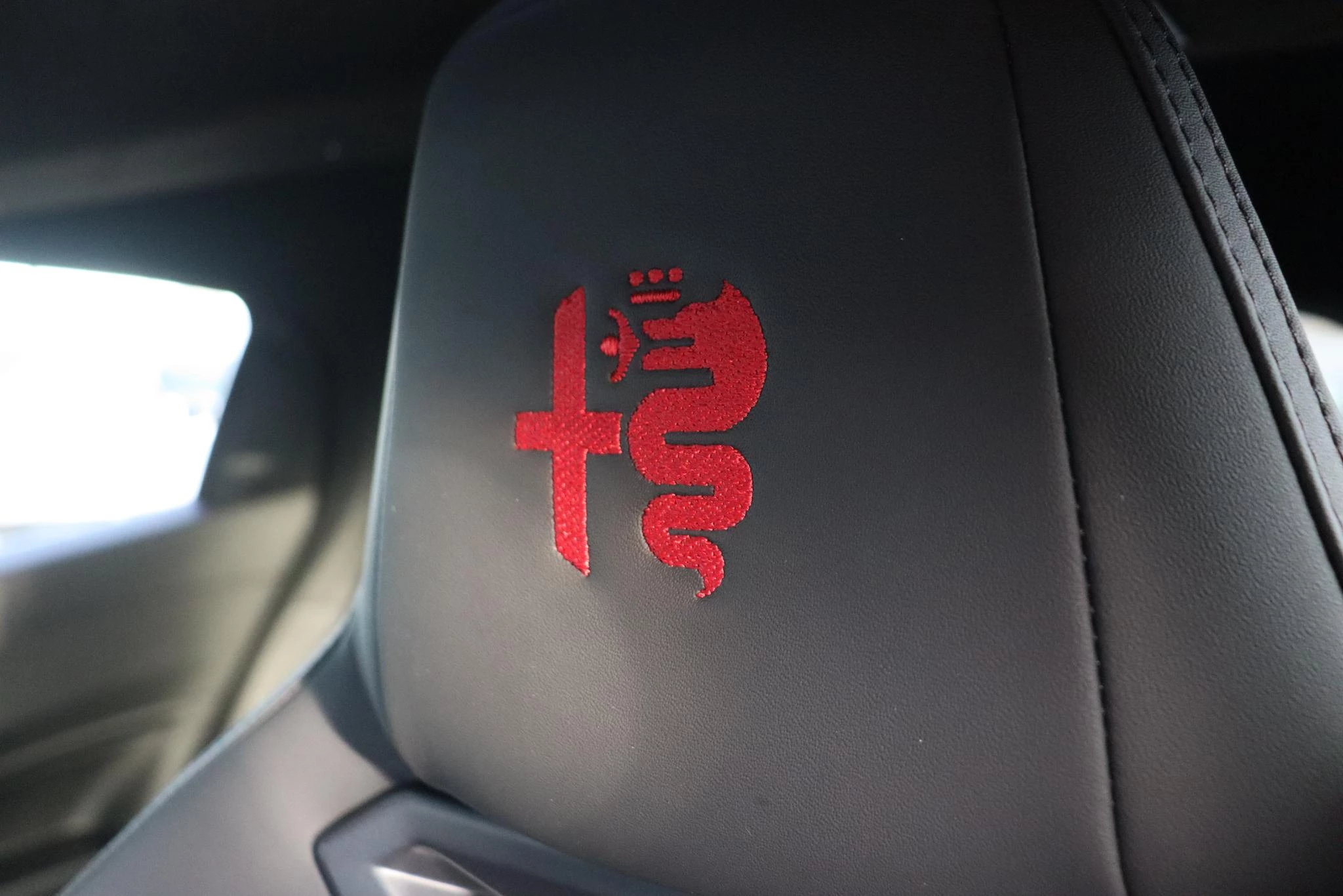 Hoofdafbeelding Alfa Romeo Junior