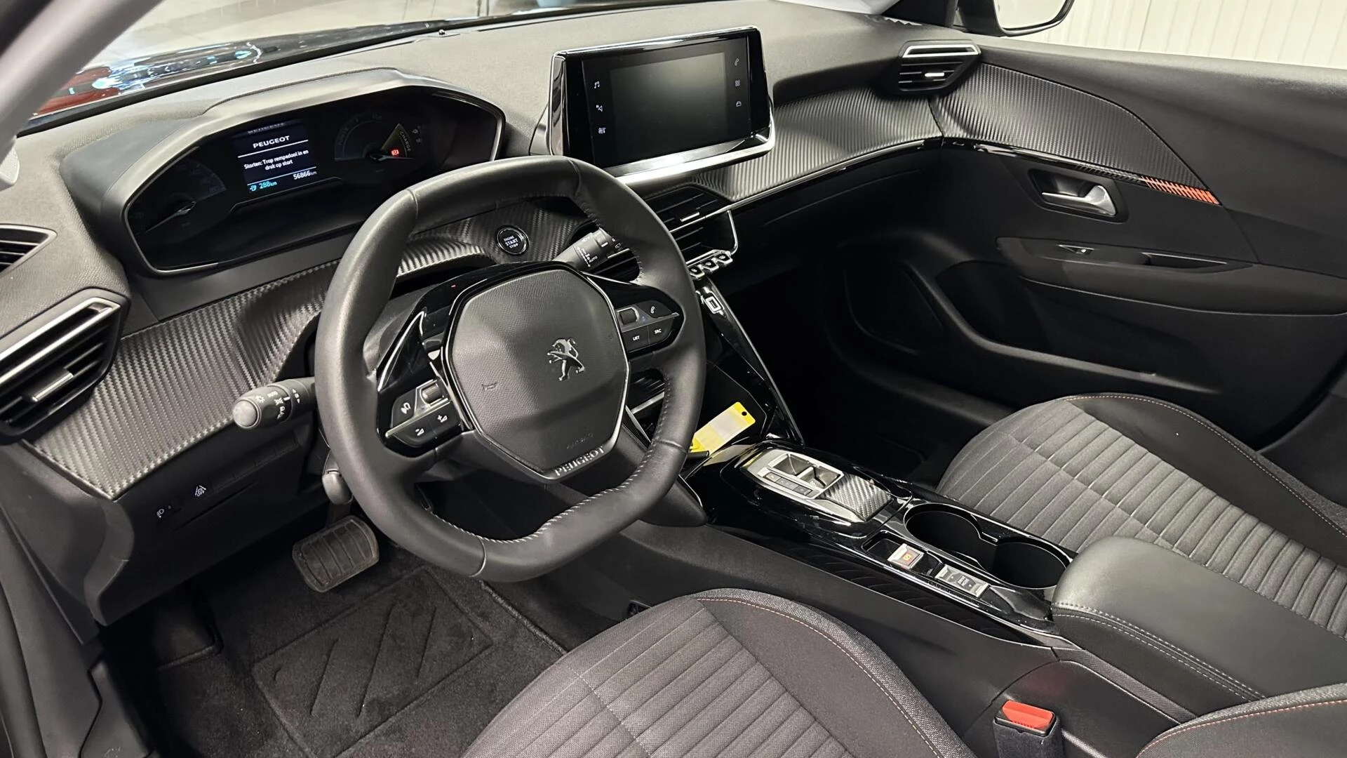 Hoofdafbeelding Peugeot e-208