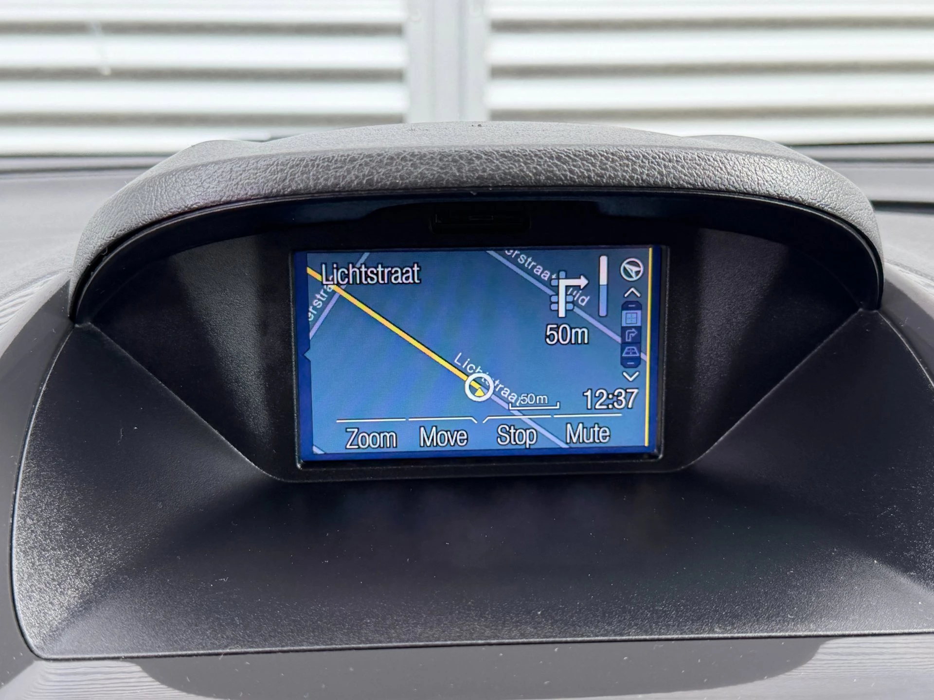 Hoofdafbeelding Ford Transit Courier