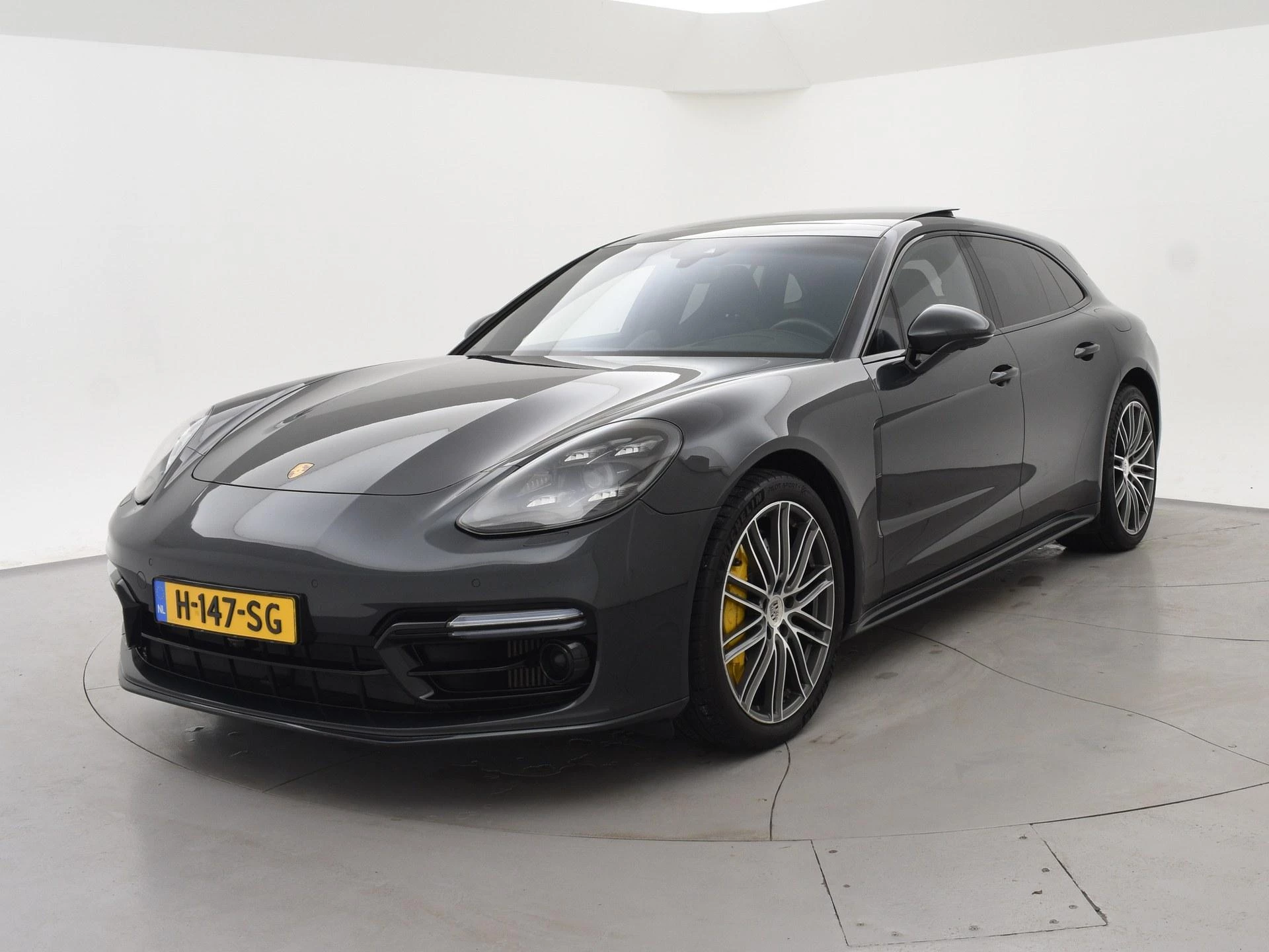 Hoofdafbeelding Porsche Panamera