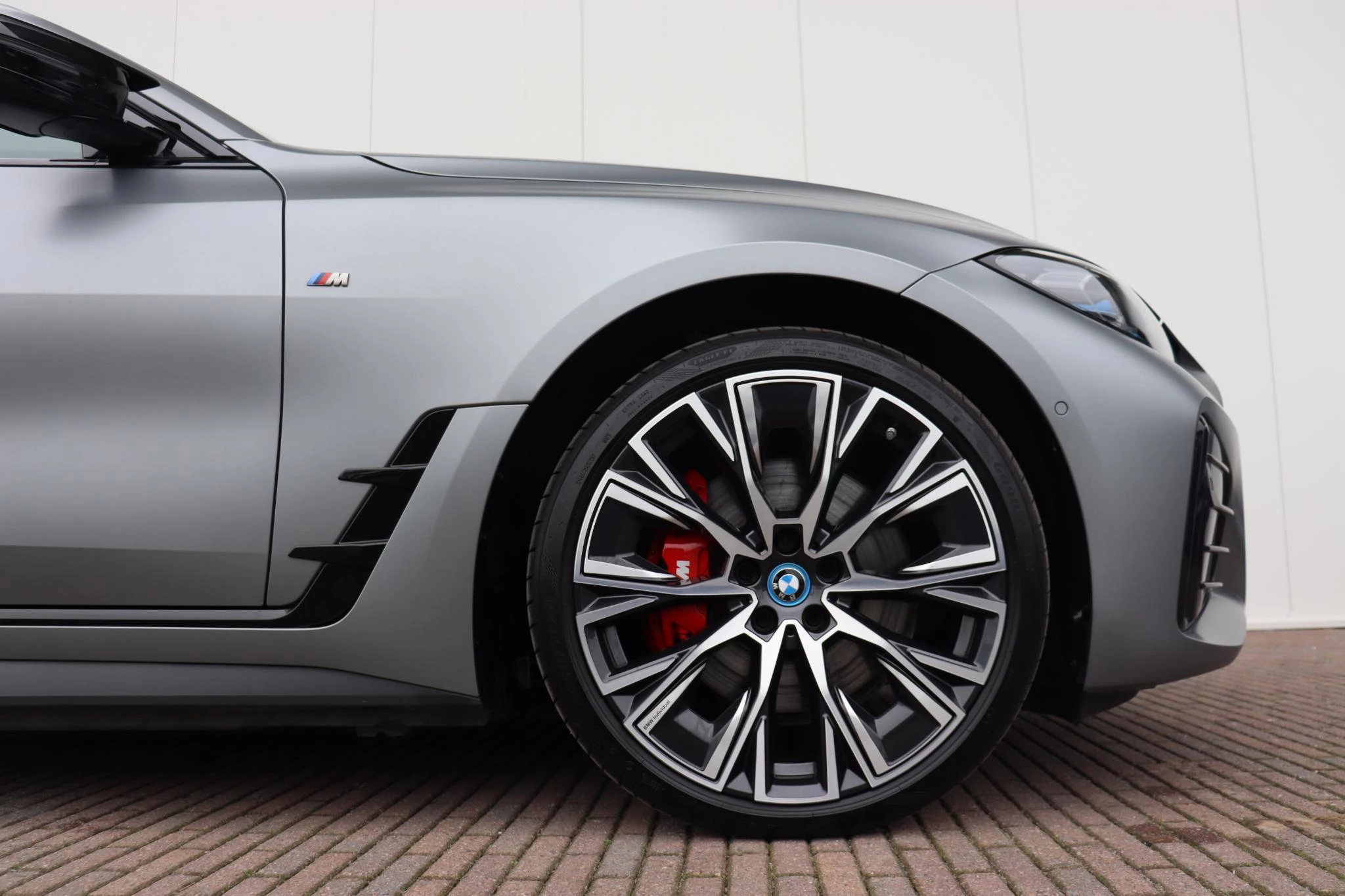 Hoofdafbeelding BMW i4