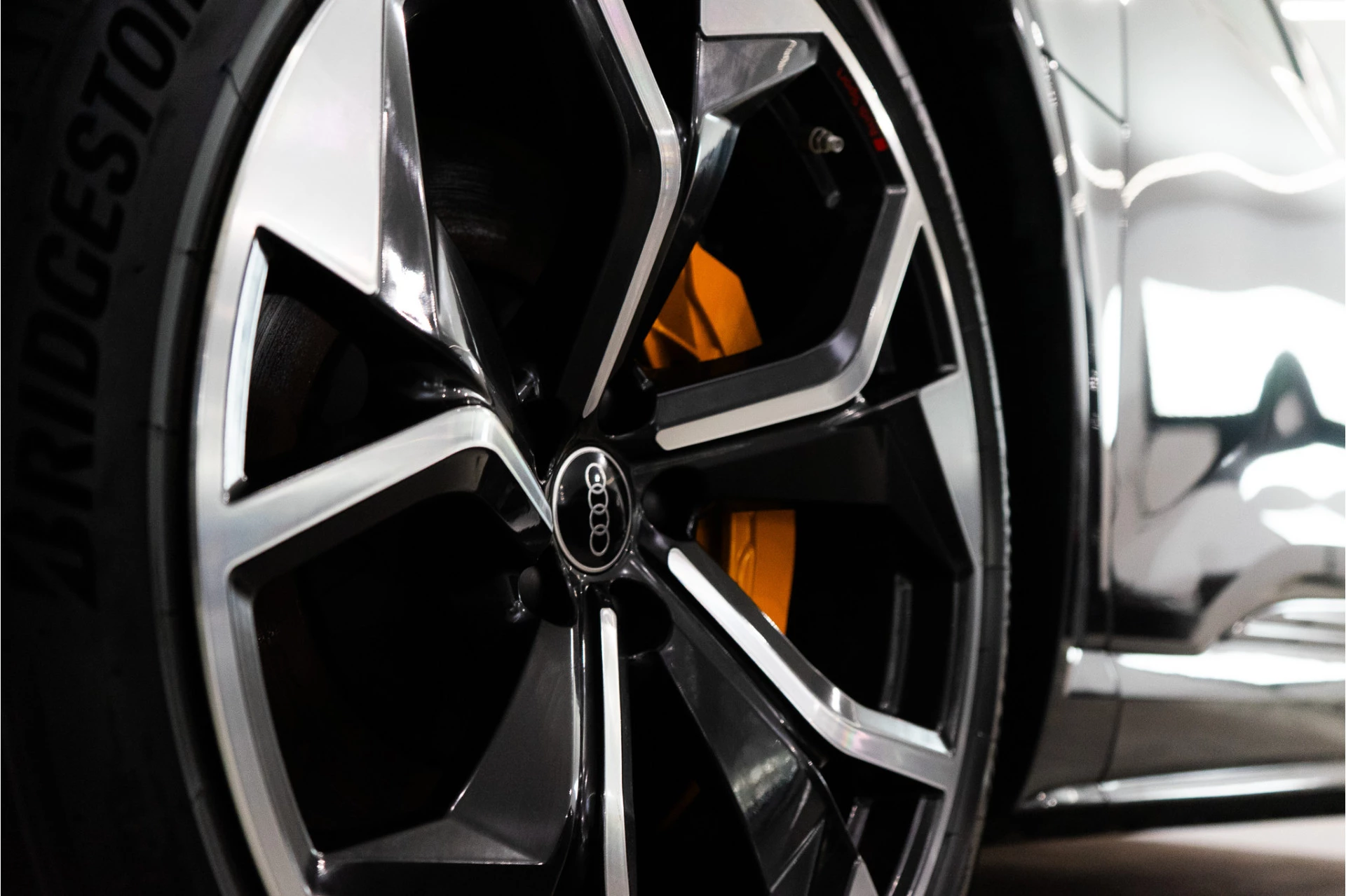 Hoofdafbeelding Audi e-tron