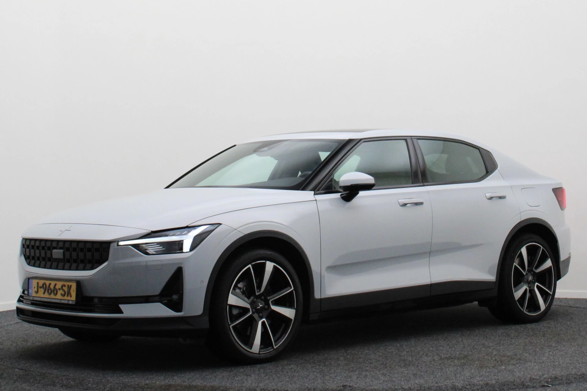 Hoofdafbeelding Polestar 2