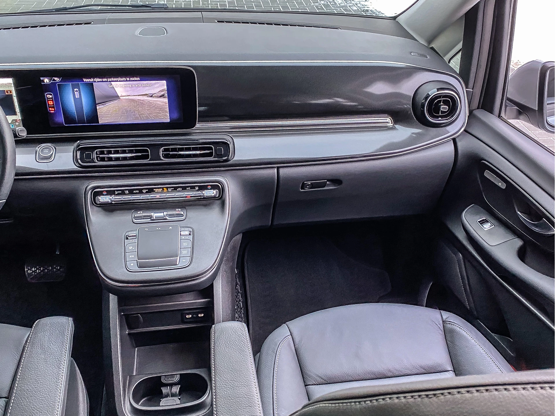 Hoofdafbeelding Mercedes-Benz EQV