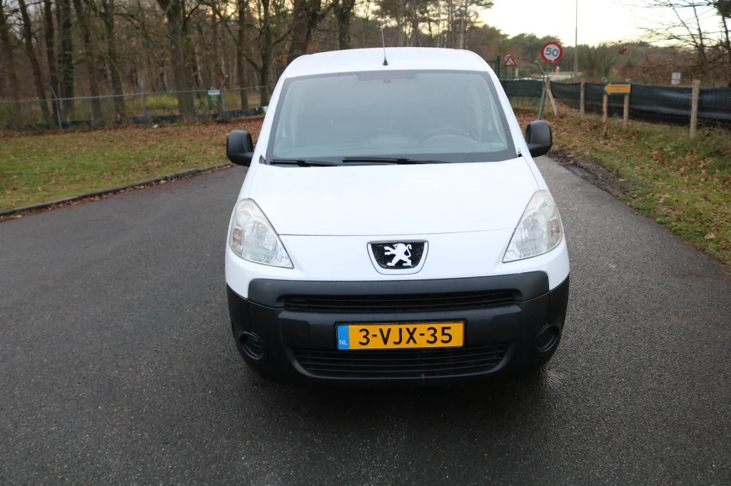 Hoofdafbeelding Peugeot Partner