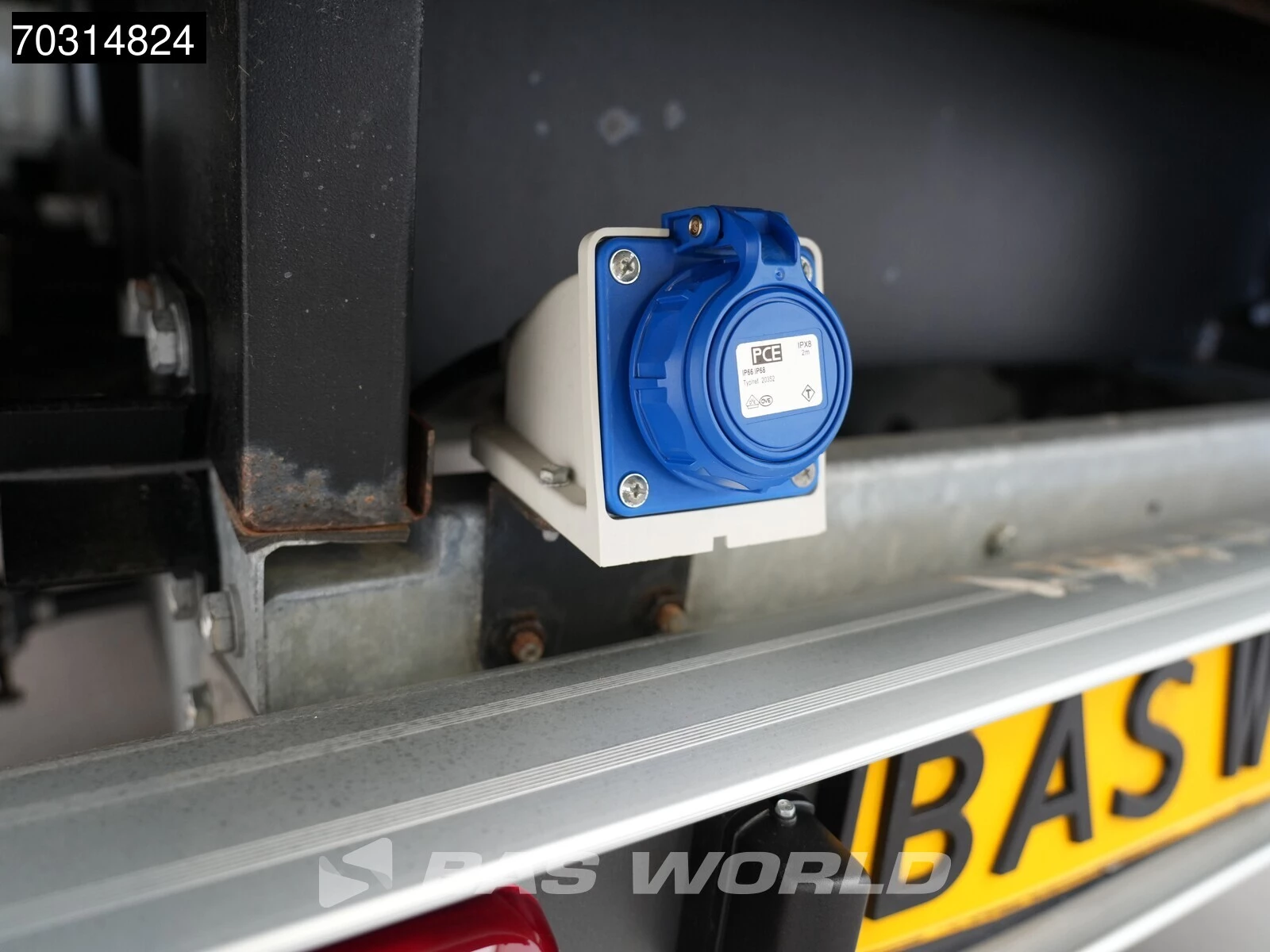 Hoofdafbeelding EVUM Motors aCar