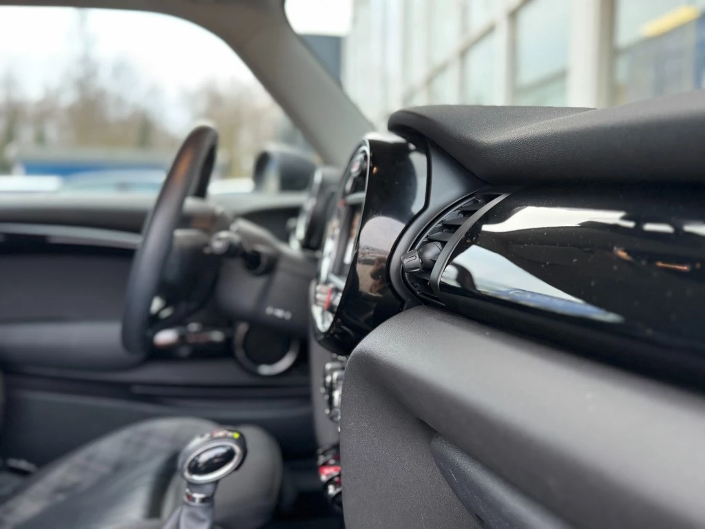 Hoofdafbeelding MINI One