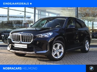 BMW iX1 xDrive30 / Sportstoelen / Achteruitrijcamera / M Adaptief onderstel / Comfort Access / Adaptieve LED