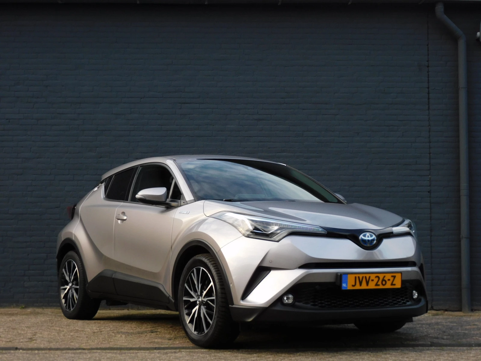 Hoofdafbeelding Toyota C-HR