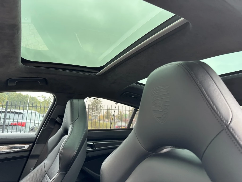 Hoofdafbeelding Porsche Panamera