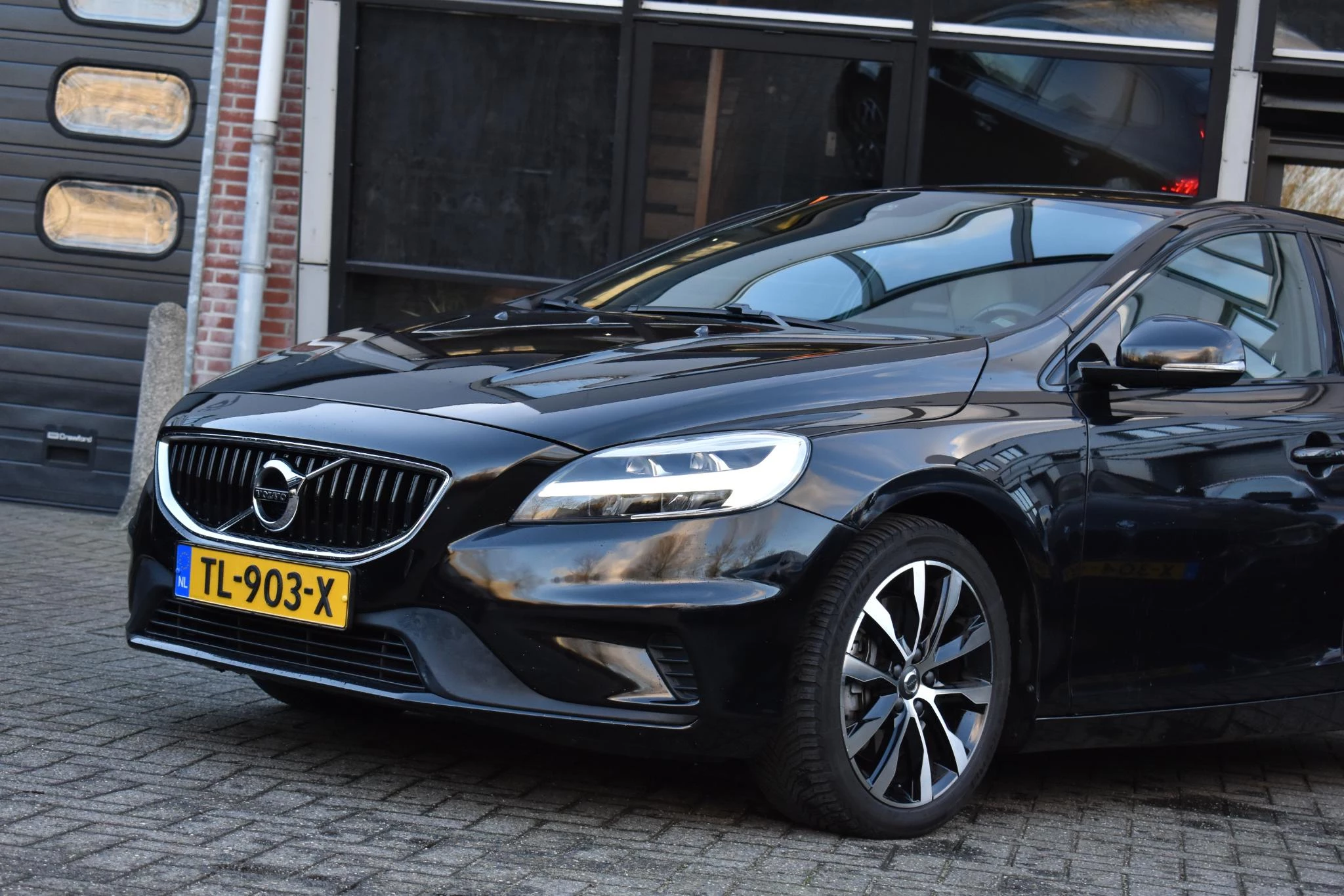 Hoofdafbeelding Volvo V40