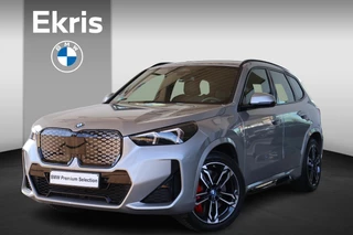 BMW iX1 eDrive20 67 kWh M Sport Edition | M Sport Pro | elektrisch verstelbare stoel(en) met geheugen | Comfort Pack | Premium Pack