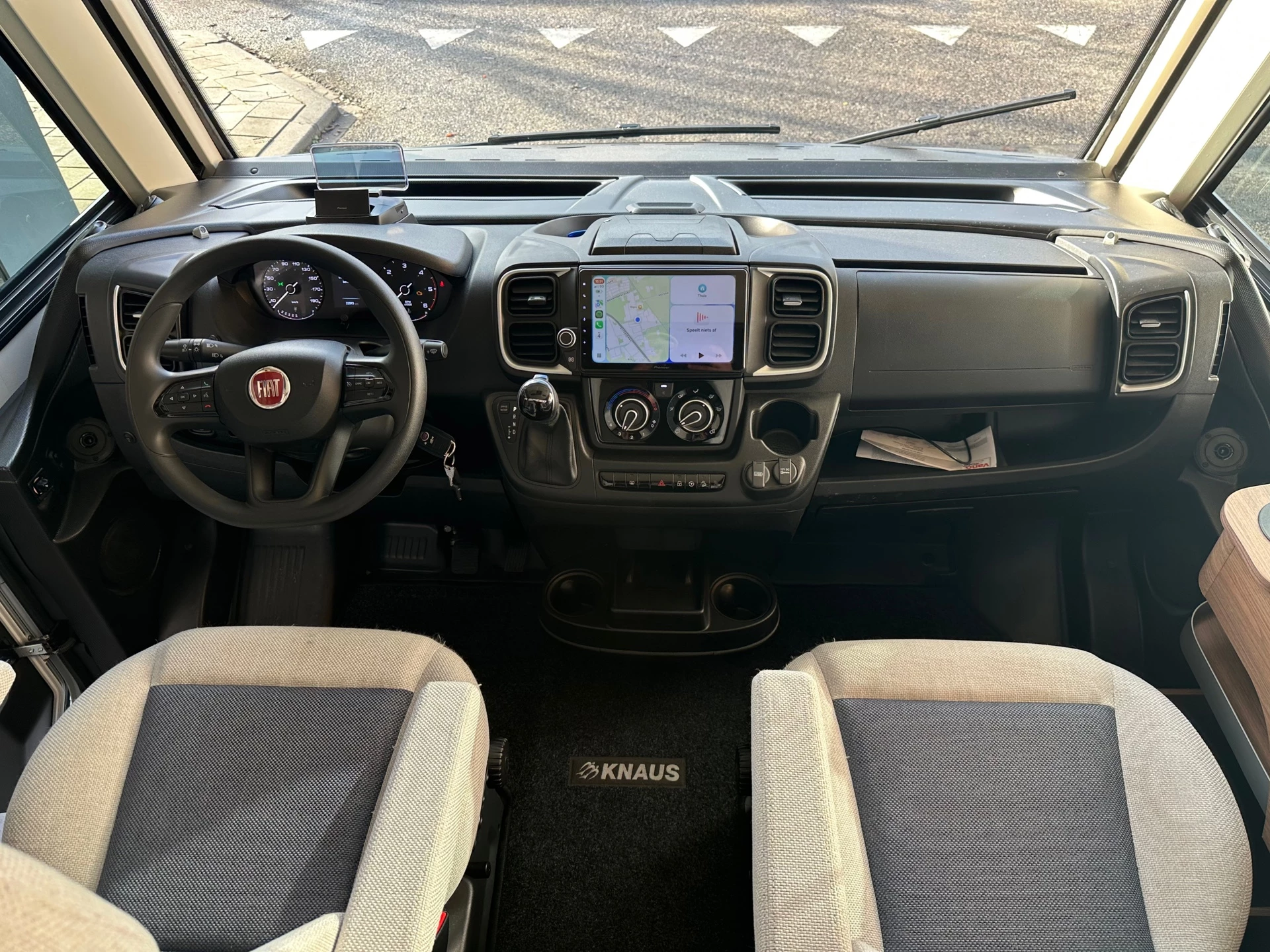 Hoofdafbeelding Knaus I 650