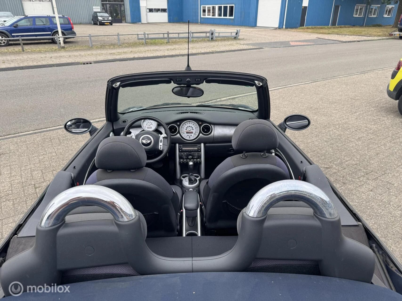 MINI Cooper Cabrio