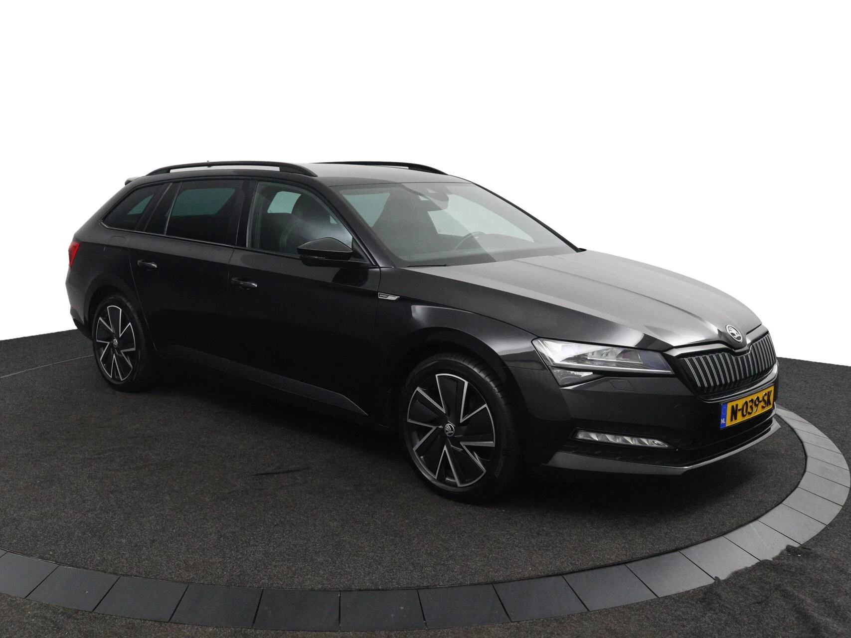 Hoofdafbeelding Škoda Superb